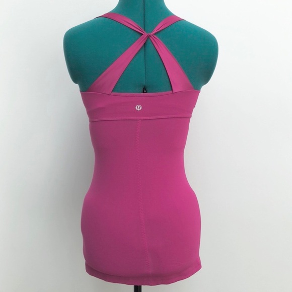 Bright pink LuLulemon top w built in bra, size 4 - Picture 4 of 6